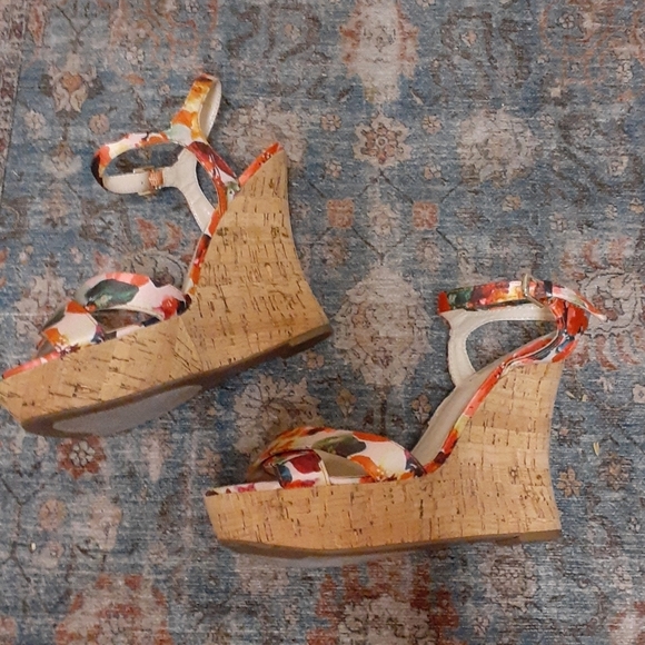 Guess wedges - Picture 5 of 8